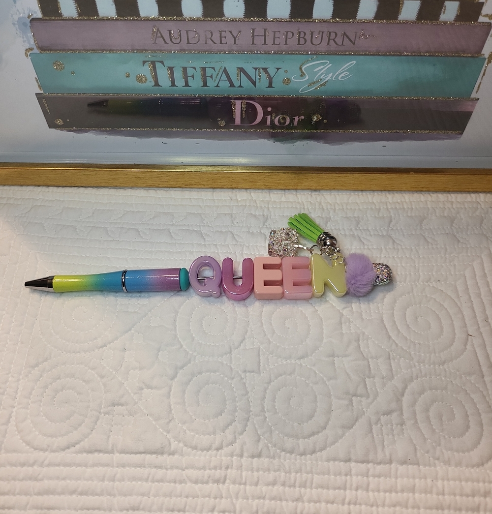 Handcrafted Queen Beaded Pen W/ Crown Charm On Extended Wand- NWT - Picture 4 of 4